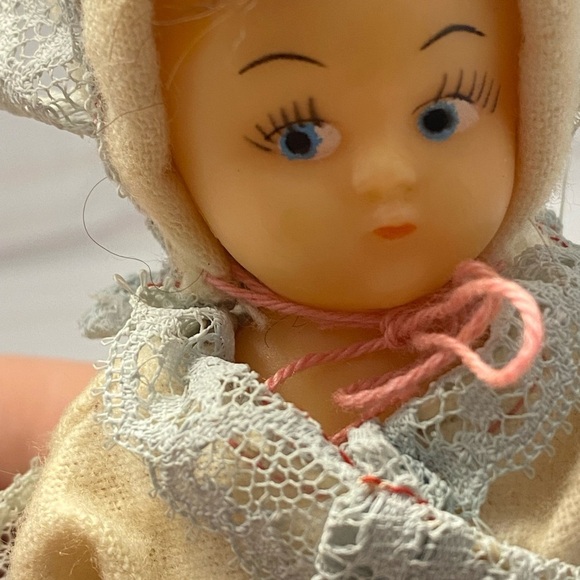 ⚡️Vintage 1970’s doll good condition for age⚡️ - Picture 8 of 12